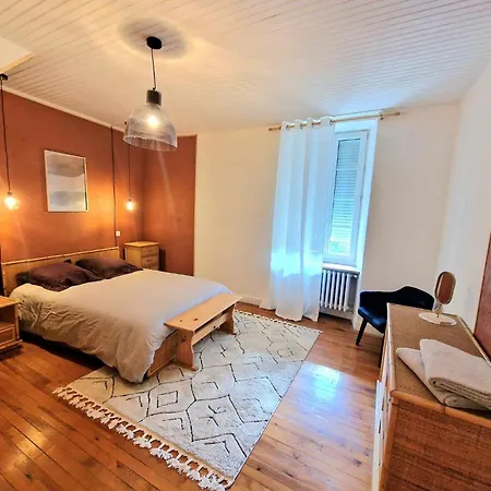 Maison De - Jardin, Barbecue Et Charme * Salmiech