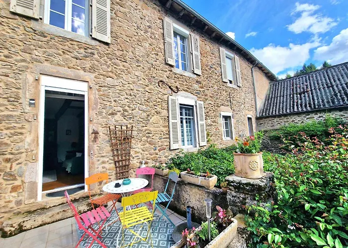 Maison De - Jardin, Barbecue Et Charme 펜션 Salmiech