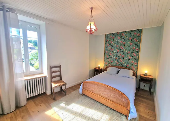 펜션 Maison De - Jardin, Barbecue Et Charme Salmiech