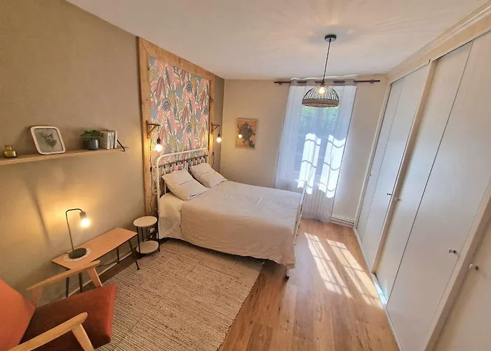 펜션 Maison De - Jardin, Barbecue Et Charme