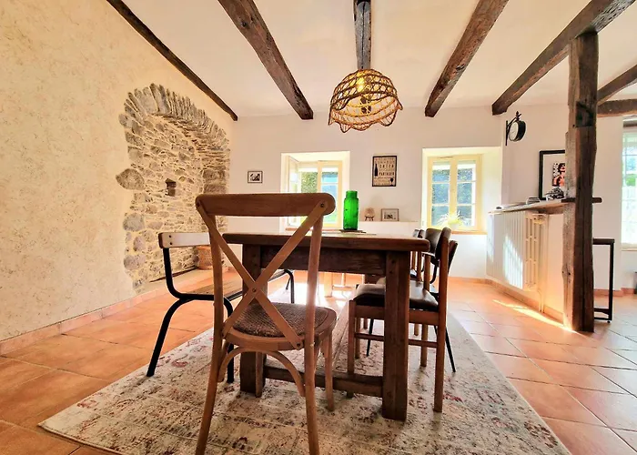 펜션 Maison De - Jardin, Barbecue Et Charme